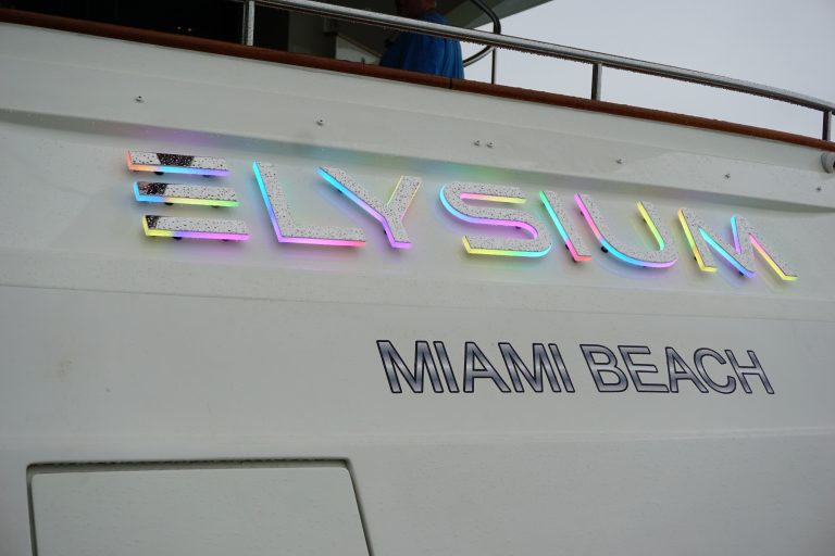 yacht lettering