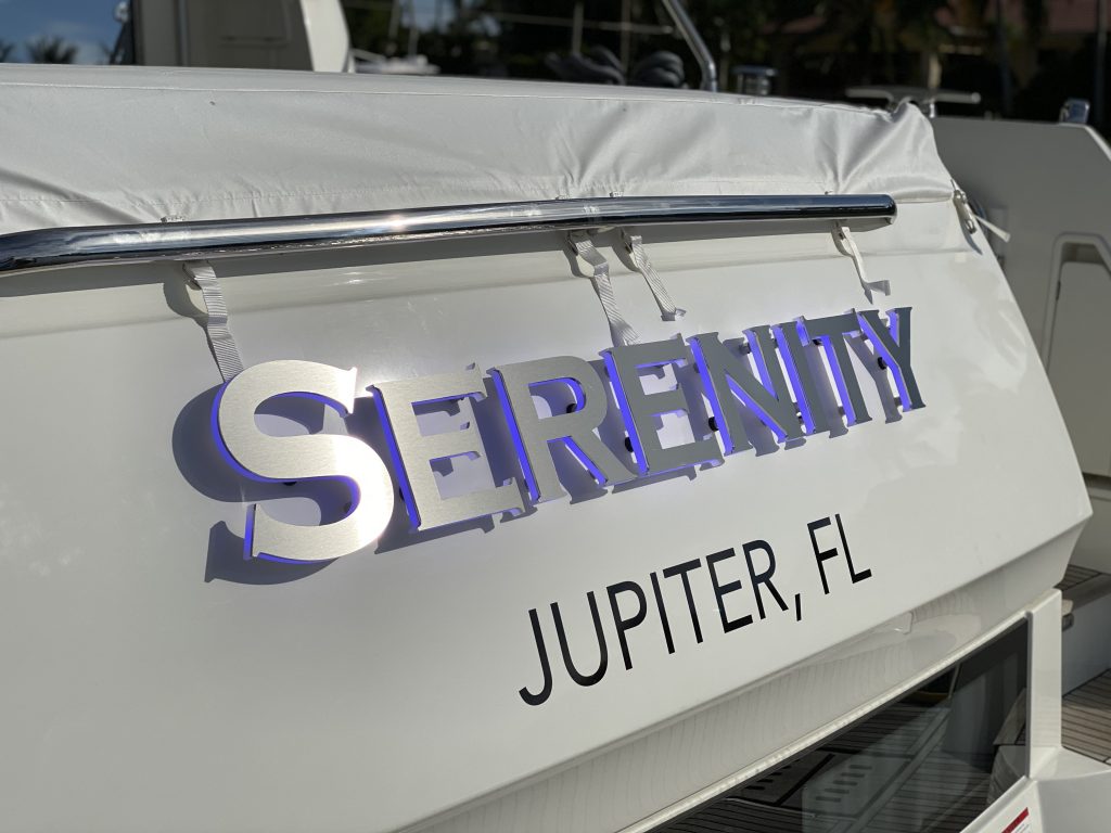 Motor Yacht Serenity